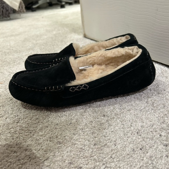 UGG Women's Ansley Slipper - Picture 6 of 9